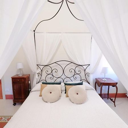 L'Alba In Lucca With Ac Apartment Bagian luar foto
